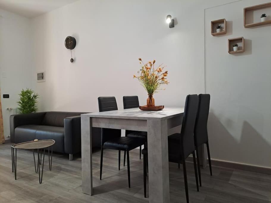 Tra San Gimignano E Volterra Apartment Luaran gambar